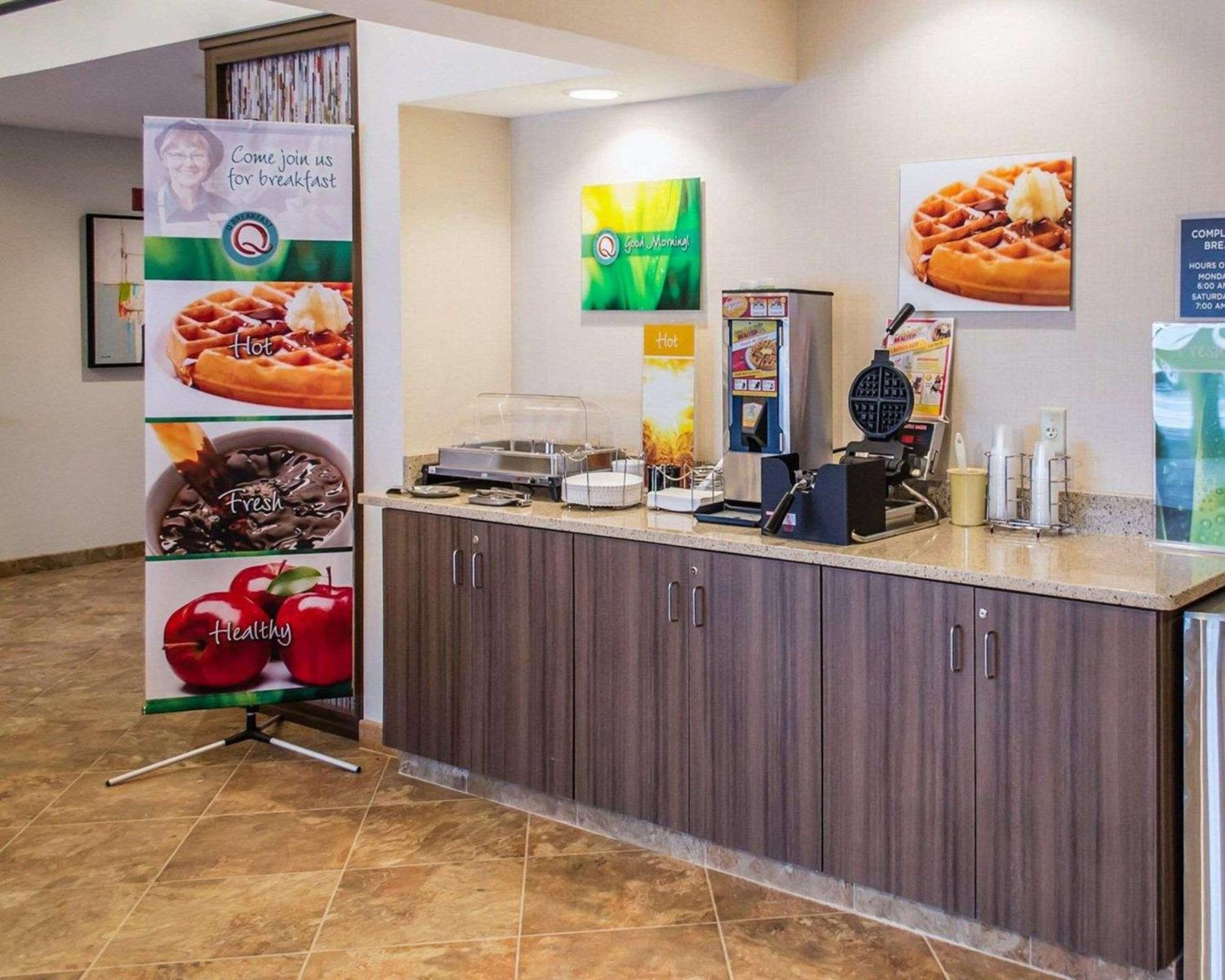 Quality Inn Streetsboro Kültér fotó
