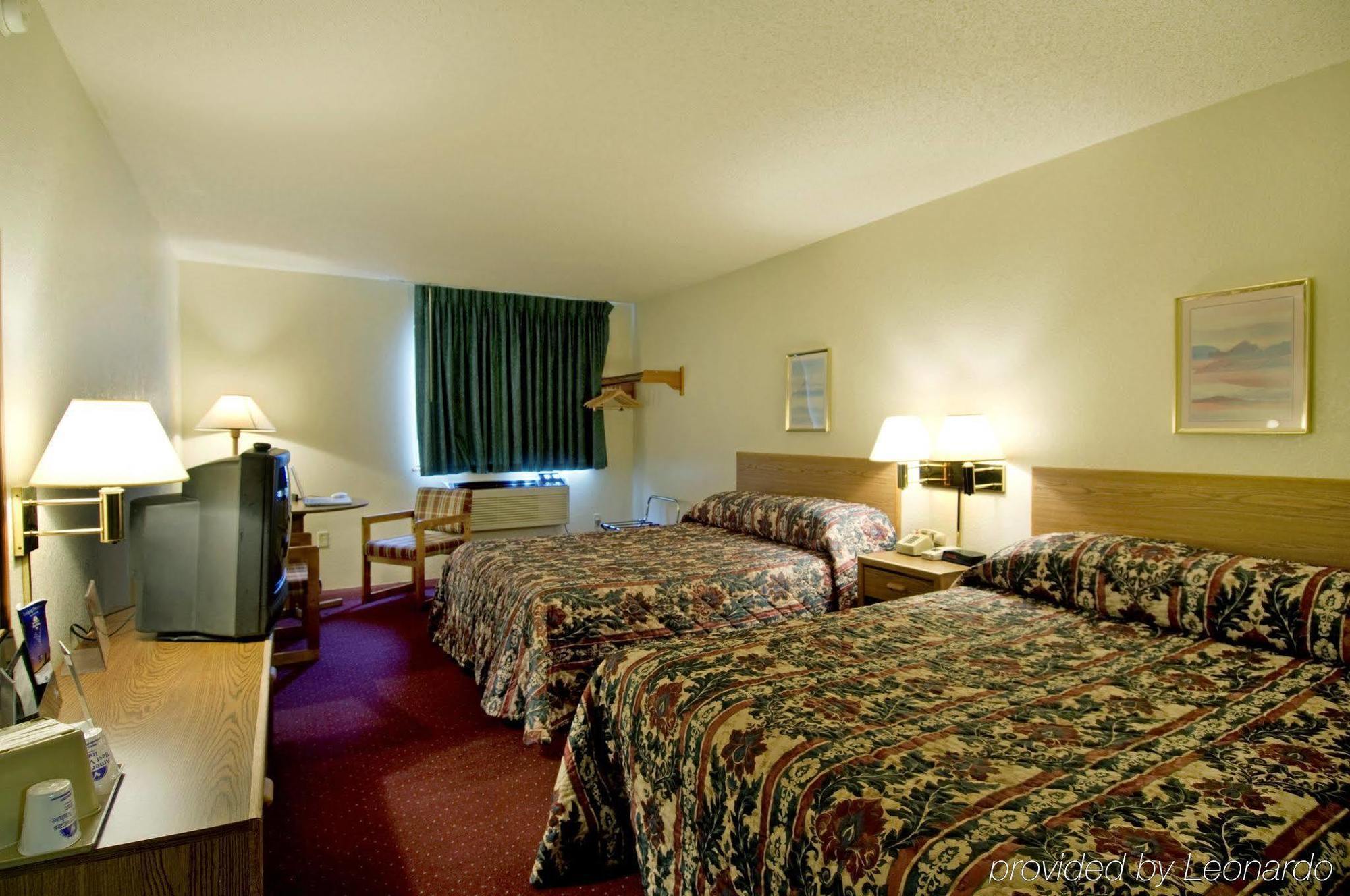Quality Inn Streetsboro Szoba fotó